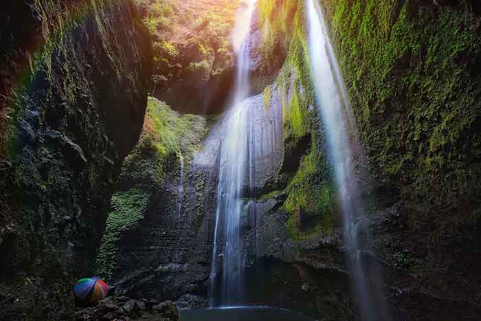 Air-Terjun-Madakaripura.jpg