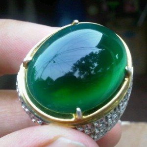 Batu Akik Bacan.jpg