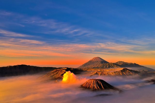 gunung terindah di indonesia - gunung bromo.jpg