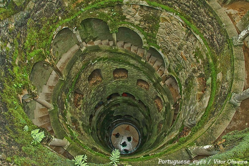 poco-iniciatico-Quinta-da-Regaleira.jpg