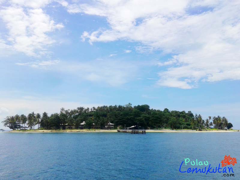 pulau randayan.jpg